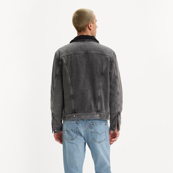 Levi’s Sherpa Trucker Jacket - Picture 8 of 8